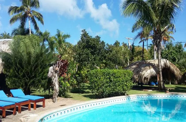 Hotel Sol Azul pool 1
